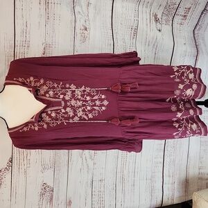 Knox Rose boho embroidered low V-neck with tassels midi dress